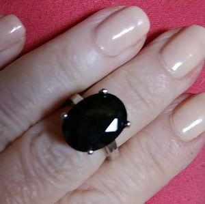 Black stone ring